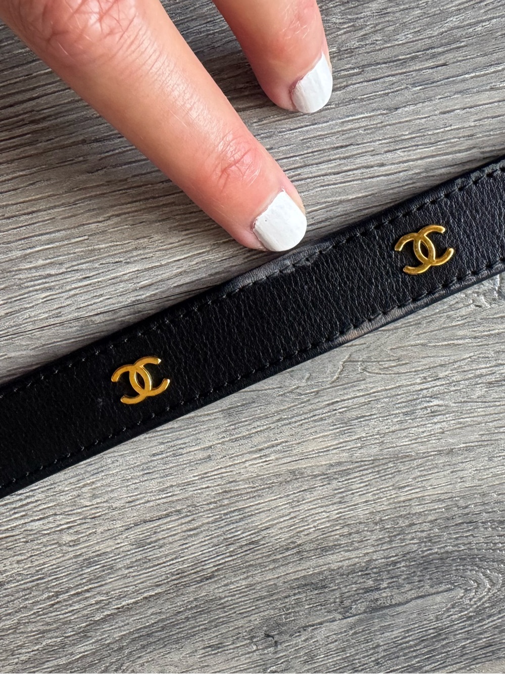 Vintage Chanel Logo Leather Belt - Picture 6 of 7